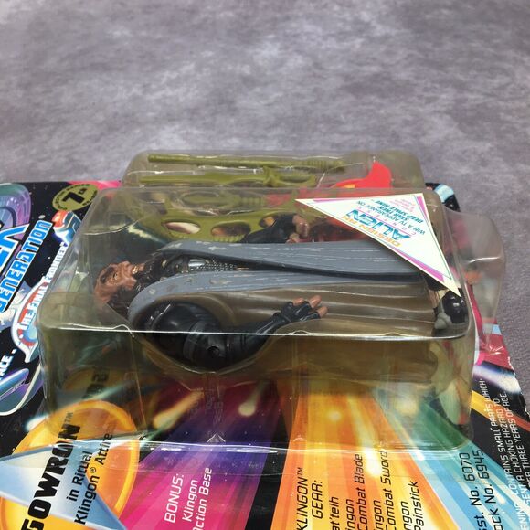 STAR TREK The Next Generation Gowron 7th Season Collector Series Figure - Picture 9 of 9